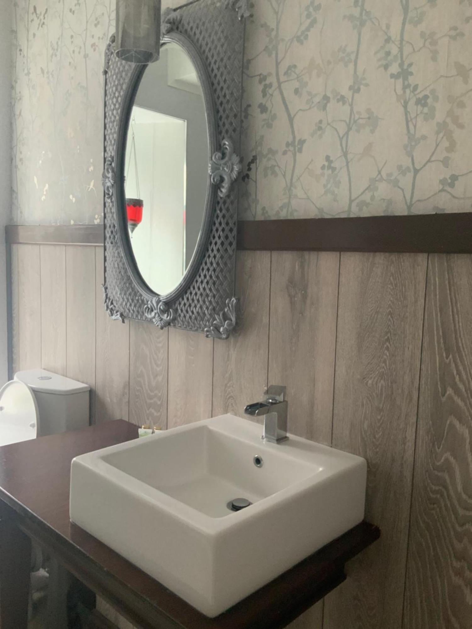 The White House Hotel Sennybridge Room photo