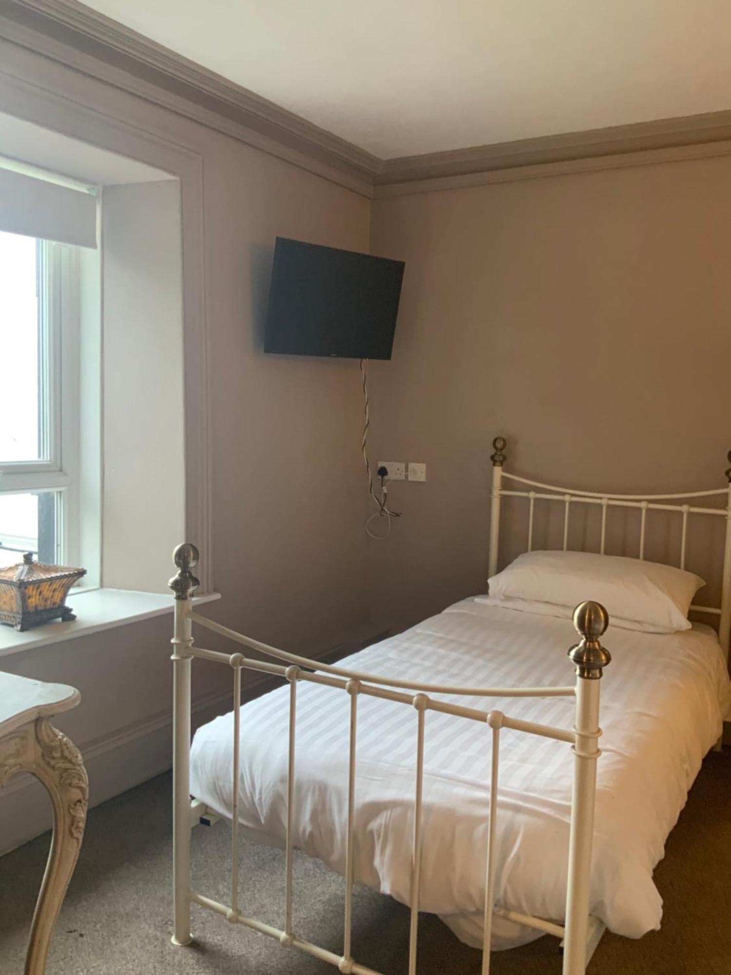 The White House Hotel Sennybridge Room photo