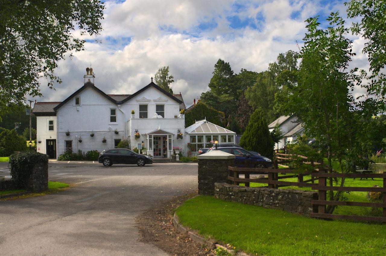 The White House Hotel Sennybridge Exterior photo